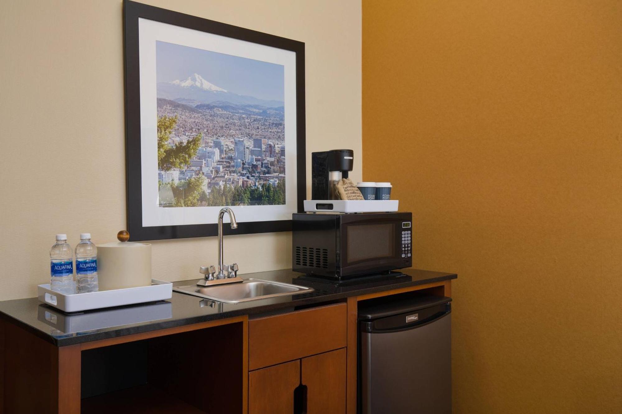 Four Points By Sheraton Portland East Fairview Dış mekan fotoğraf